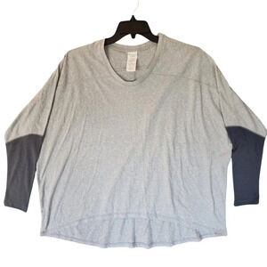 New Champion Authentic T-Shirt Men's Size XL Gray Blue Long Sleeve Crew Neck